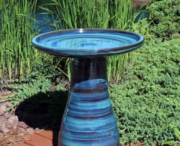 Decor Elegant Outdoor Ceramic Bird Bath - Image 2